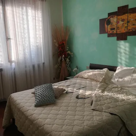 Lo Smeraldo Bed and breakfast Bareggio