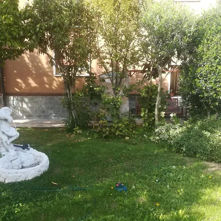 Lo Smeraldo Bed and breakfast *
